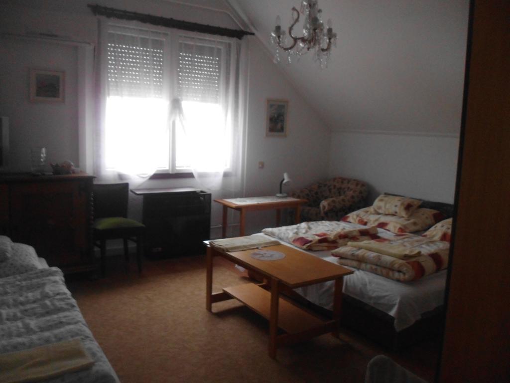 Sarkadi Apartman Hajdúszoboszló Eksteriør billede